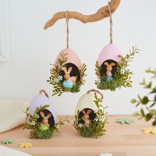 Hanging easter decoration