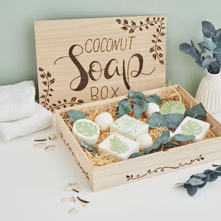 id&eacute;e cadeau Bo&icirc;te en bois &agrave; savon