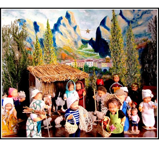 68_Mer-Sea_Mes santons habillés devant mon tableau provençal