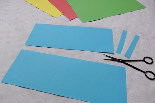 Punch Lantern cutting blue Making a table lantern