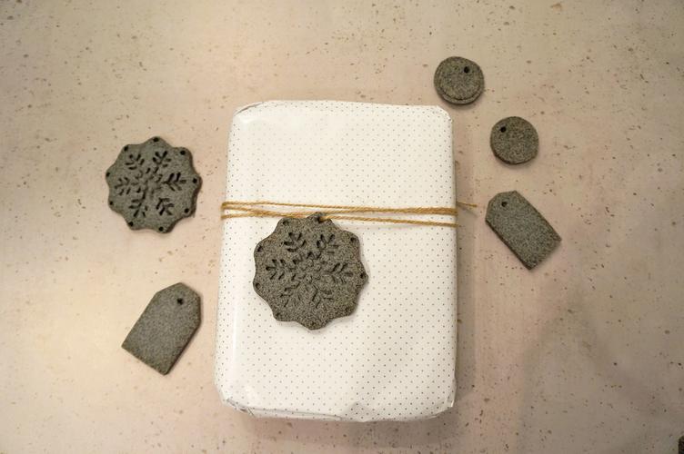 Geschenkanhänger: Ergebnis Geschenkeanhänger selber machen aus Stoneplast und verschenken