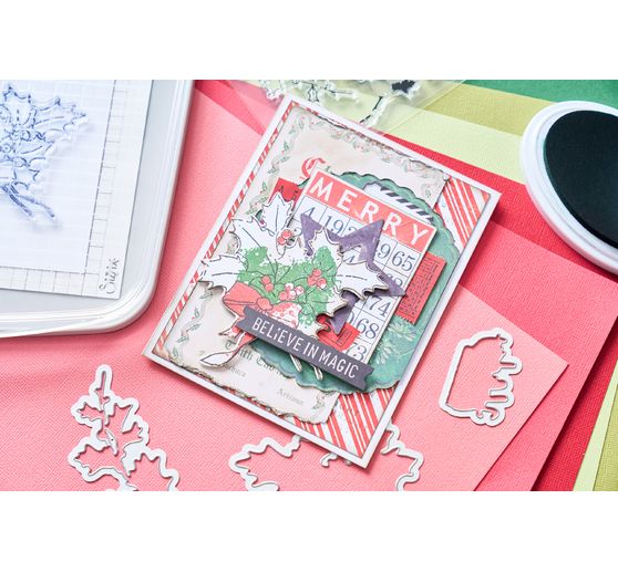 Sizzix Ponssjabloon en Clear Stamps "Pencil Line Holly by 49 and Market"