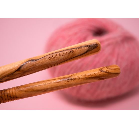 addi Crochet avec manche en bois d'olivier