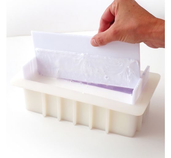 Moule à savon en silicone avec séparateurs