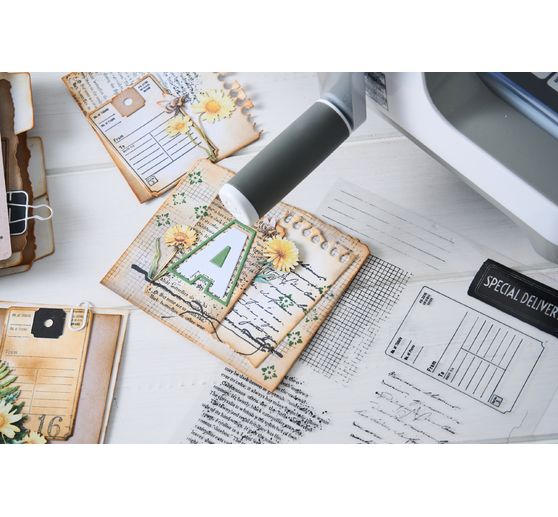 Sizzix Thinlits Ponssjabloon "Alphabet by 49 and Market"