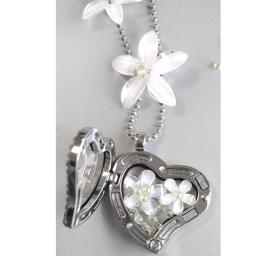 Pendentif-médaillon « Cœur avec strass »