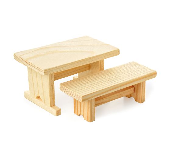 Houten bank en tafel